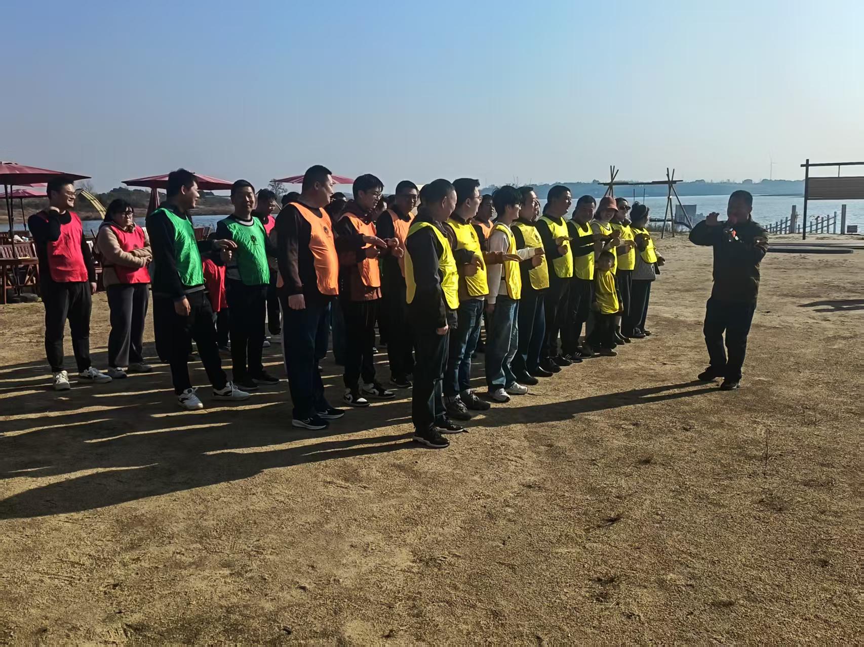 凝心聚力，砥砺前行